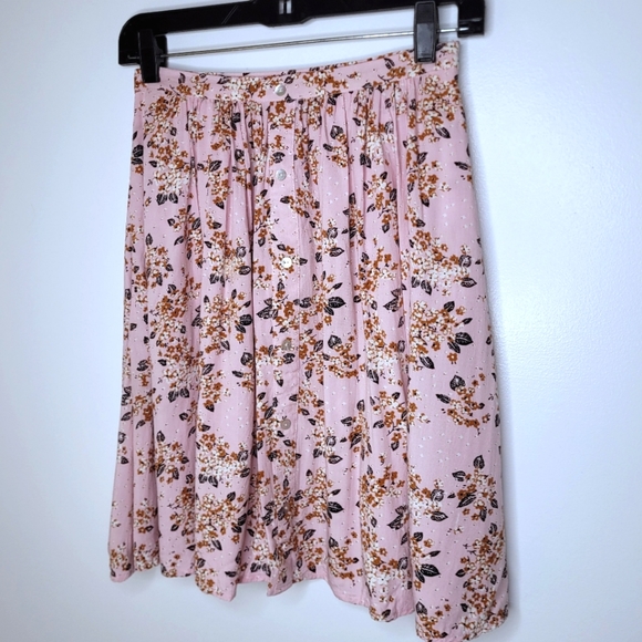 2/$30 🌻 | Minkpink | Pink Floral Button Skirt - Picture 5 of 13